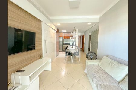 Sala de TV de apartamento para alugar com 3 quartos, 100m² em Ingleses do Rio Vermelho, Florianópolis