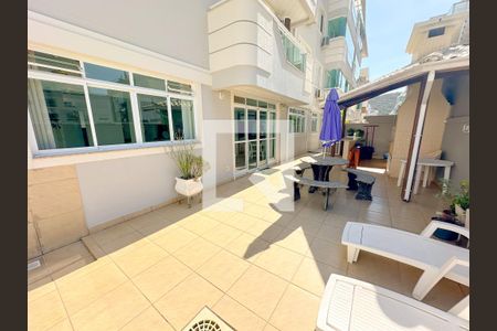 Apartamento para alugar com 100m², 3 quartos e 1 vagaÁrea comum - Piscina