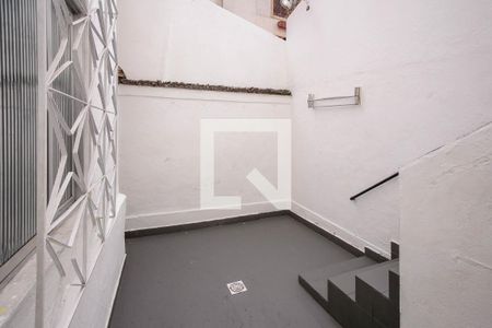 Casa para alugar com 115m², 2 quartos e 1 vaga Casa para alugar com 115m², 2 quartos e 1 vagaÁrea de Serviço