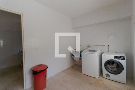 Área Comum - Lavanderia de apartamento para alugar com 1 quarto, 45m² em Cambuí, Campinas