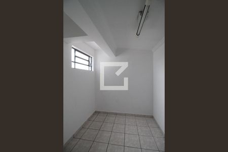 Casa à venda com 240m², 4 quartos e 3 vagasCloset