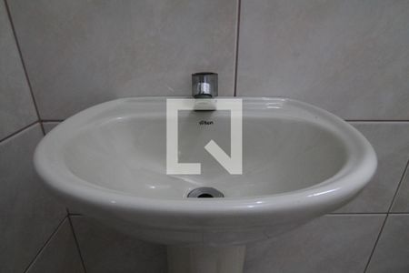 Casa à venda com 240m², 4 quartos e 3 vagasBanheiro 3