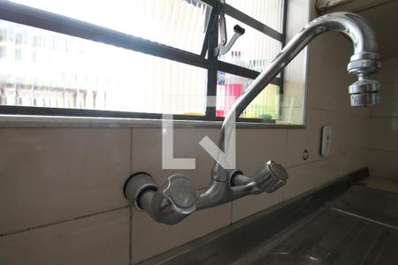 Casa à venda com 240m², 4 quartos e 3 vagasCozinha - Torneira