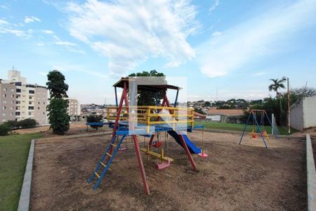 Apartamento à venda com 61m², 2 quartos e 1 vaga Apartamento à venda com 61m², 2 quartos e 1 vagaÁrea comum - Playground