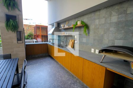 Apartamento para alugar com 74m², 2 quartos e 1 vaga Apartamento para alugar com 74m², 2 quartos e 1 vagaÁrea comum - Churrasqueira e Forno de pizza