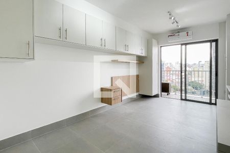 Studio para alugar com 28m², 1 quarto e sem vaga Studio para alugar com 28m², 1 quarto e sem vagaStudio