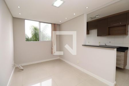 Sala de apartamento para alugar com 2 quartos, 47m² em Vila Bremen, Guarulhos