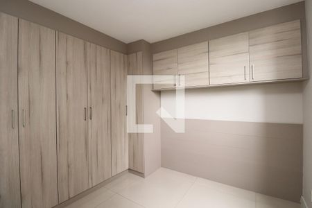 Quarto 2 de apartamento para alugar com 2 quartos, 47m² em Vila Bremen, Guarulhos