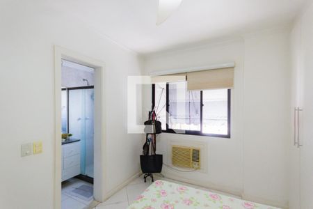 Apartamento à venda com 218m², 3 quartos e 2 vagasQuarto 3 - Suíte