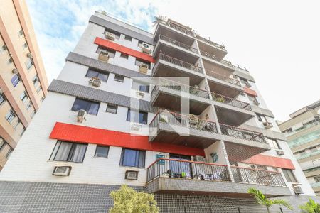 Apartamento à venda com 218m², 3 quartos e 2 vagasFachada