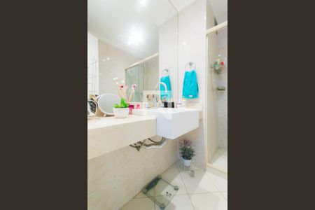 Apartamento à venda com 218m², 3 quartos e 2 vagasBanheiro Social 1