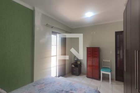 Quarto Suíte de casa à venda com 3 quartos, 225m² em Vila Cleonice, São Paulo