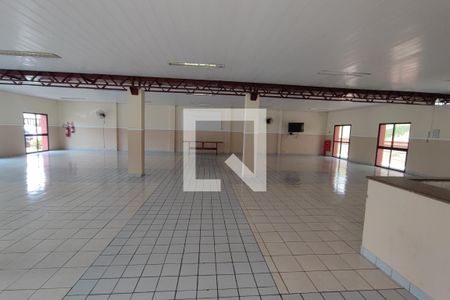 Apartamento para alugar com 65m², 2 quartos e 1 vagaÁrea comum - Salão de festas