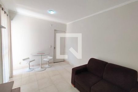 Sala de apartamento para alugar com 2 quartos, 50m² em Jardim Ipaussurama, Campinas