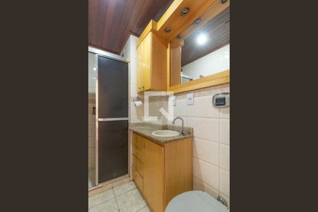 Banheiro de apartamento à venda com 1 quarto, 38m² em Tristeza, Porto Alegre