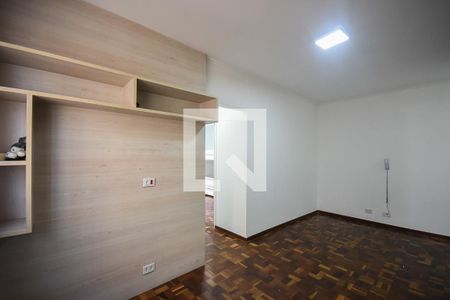 Sala de apartamento à venda com 2 quartos, 65m² em Vila Santa Luzia, Taboão da Serra
