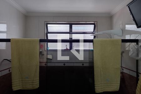 Casa à venda com 211m², 3 quartos e 6 vagasBanheiro da Suíte 1