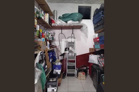 Casa à venda com 211m², 3 quartos e 6 vagasDepósito