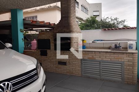 Casa à venda com 211m², 3 quartos e 6 vagasGaragem, Salão e Churrasqueira