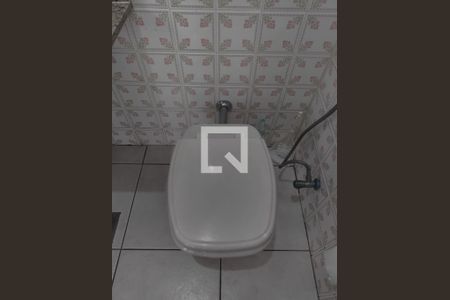 Casa à venda com 211m², 3 quartos e 6 vagasBanheiro