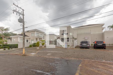 Fachada do Condomínio  de casa de condomínio para alugar com 3 quartos, 135m² em Chácaras Silvania, Valinhos
