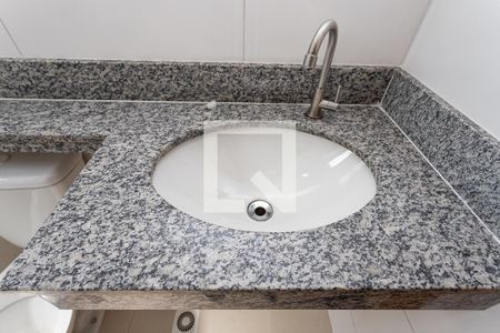 Casa de condomínio para alugar com 27m², 1 quarto e sem vaga Casa de condomínio para alugar com 27m², 1 quarto e sem vagaBanheiro