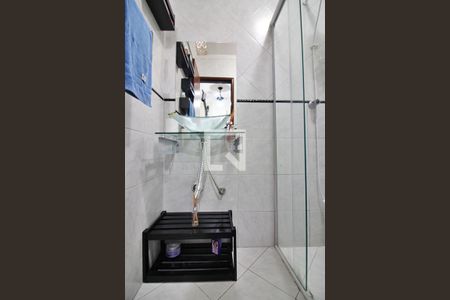 Casa à venda com 220m², 3 quartos e 3 vagasBanheiro do Quarto 2 - Suíte