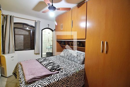 Casa à venda com 220m², 3 quartos e 3 vagasQuarto 1 - Suíte