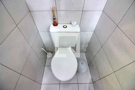 Casa à venda com 220m², 3 quartos e 3 vagasLavabo