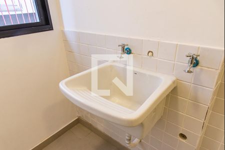 Casa para alugar com 120m², 3 quartos e sem vagaLavanderia