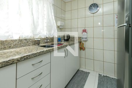 Casa à venda com 150m², 3 quartos e 2 vagas Casa à venda com 150m², 3 quartos e 2 vagasCozinha