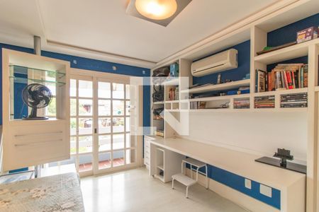 Casa à venda com 351m², 4 quartos e 2 vagasQuarto 1