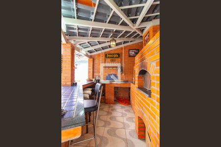 Casa à venda com 351m², 4 quartos e 2 vagasChurrasqueira