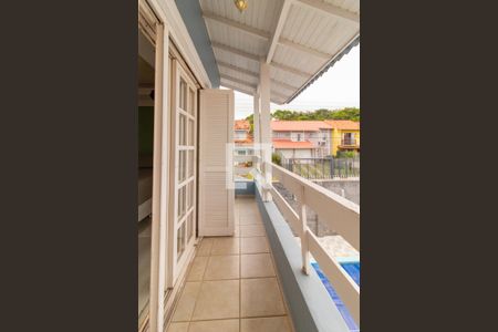 Casa à venda com 351m², 4 quartos e 2 vagasVaranda do quarto 3