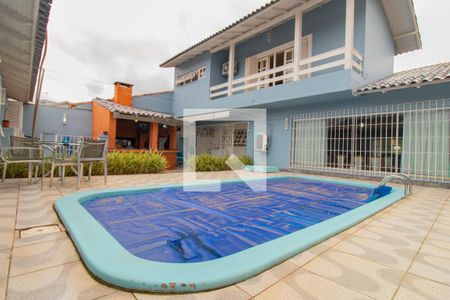 Casa à venda com 351m², 4 quartos e 2 vagasPiscina
