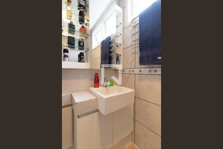 Casa à venda com 351m², 4 quartos e 2 vagasBanheiro