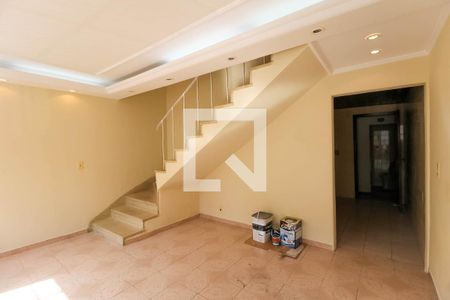 Sala de casa para alugar com 2 quartos, 77m² em Vila Prudente, São Paulo
