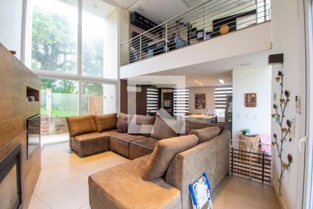 Sala de Estar de casa de condomínio para alugar com 4 quartos, 309m² em Vila Nova, Porto Alegre