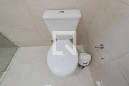Apartamento à venda com 74m², 3 quartos e 1 vaga Apartamento à venda com 74m², 3 quartos e 1 vagaBanheiro