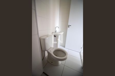 Apartamento à venda com 37m², 2 quartos e sem vaga Apartamento à venda com 37m², 2 quartos e sem vagaBanheiro