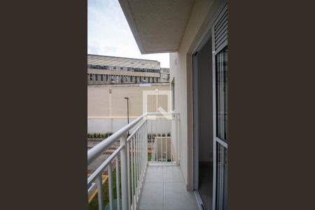 Apartamento à venda com 37m², 2 quartos e sem vaga Apartamento à venda com 37m², 2 quartos e sem vagaVaranda