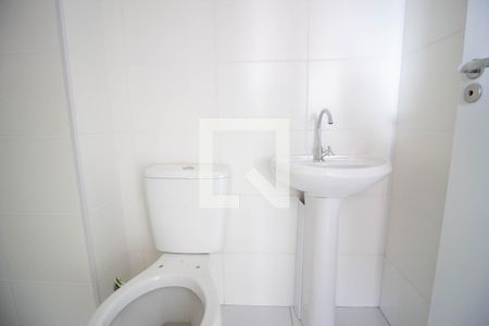 Apartamento à venda com 37m², 2 quartos e sem vaga Apartamento à venda com 37m², 2 quartos e sem vagaBanheiro