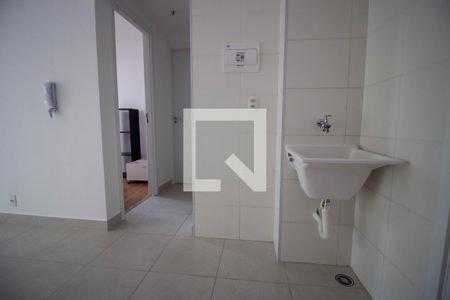 Apartamento à venda com 37m², 2 quartos e sem vaga Apartamento à venda com 37m², 2 quartos e sem vagaÁrea de Serviço