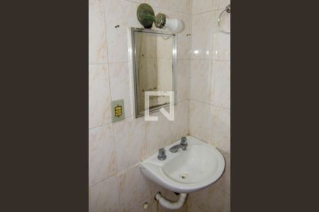 Banheiro de apartamento para alugar com 1 quarto, 33m² em Copacabana, Rio de Janeiro