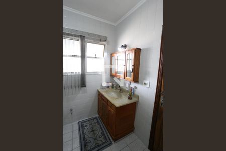 Casa à venda com 298m², 5 quartos e 2 vagasBanheiro 2