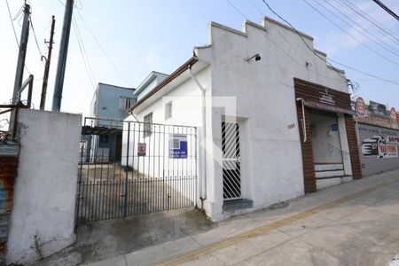 Casa à venda com 298m², 5 quartos e 2 vagasFachada