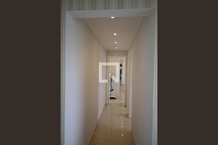 Corredor  de apartamento para alugar com 2 quartos, 50m² em Vila Andrade, São Paulo