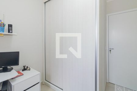 Quarto de casa de condomínio à venda com 2 quartos, 73m² em Vila Nivi, São Paulo