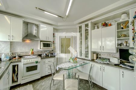 Apartamento à venda com 138m², 3 quartos e 3 vagasCozinha