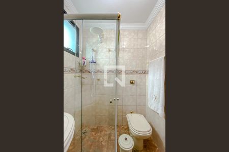 Apartamento à venda com 138m², 3 quartos e 3 vagasBanheiro da Suíte 2